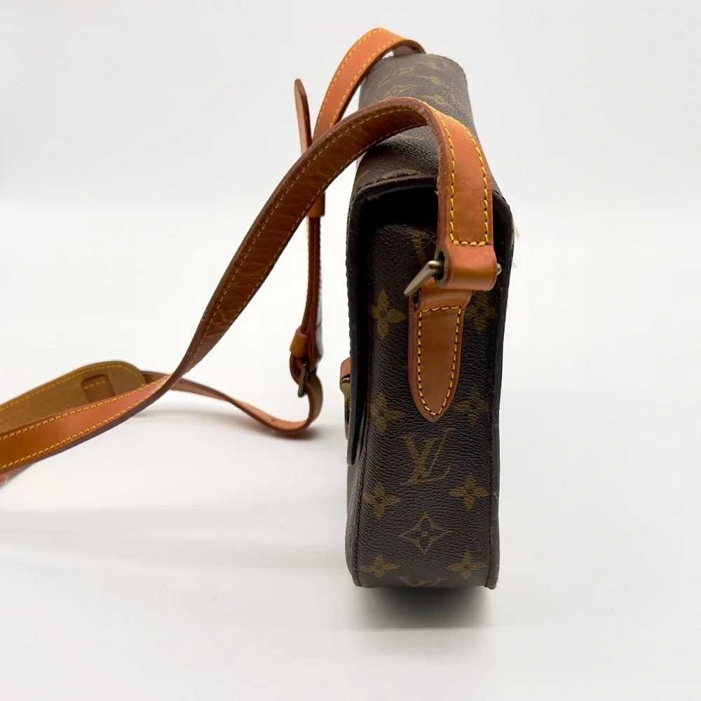 0572JPL-Preloved Louis Vuitton Vintage Monogram Saint Cloud GM - Picture 4 of 15